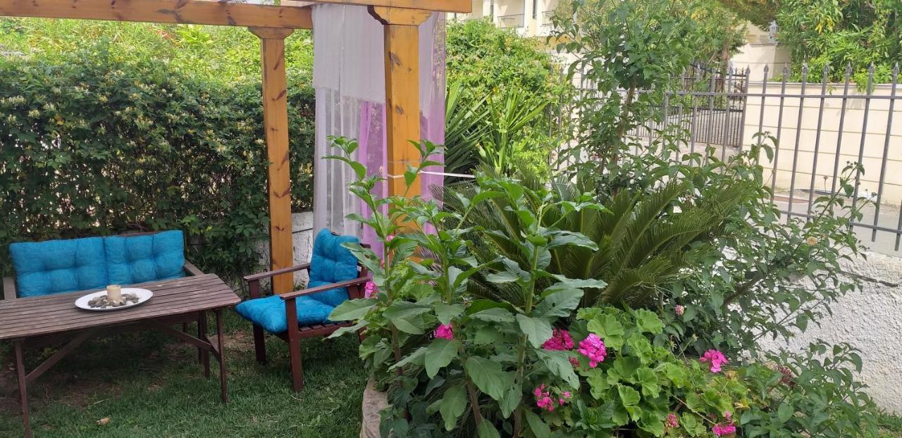Kapetanios Luxury Aparthotel Agios Georgios  Ngoại thất bức ảnh