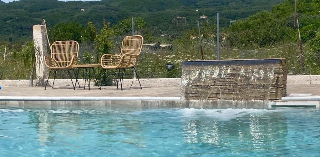 Kapetanios Luxury Aparthotel Agios Georgios  Ngoại thất bức ảnh